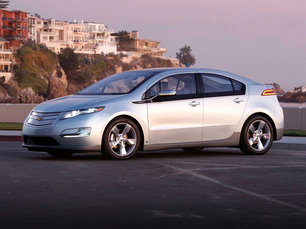 Used 2014 Chevrolet Volt Base Hatchback