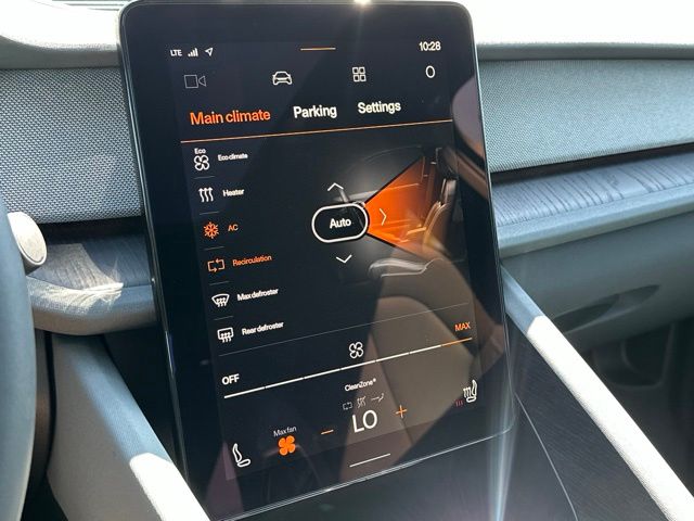 2024 Polestar 2 Plus - Photo 19