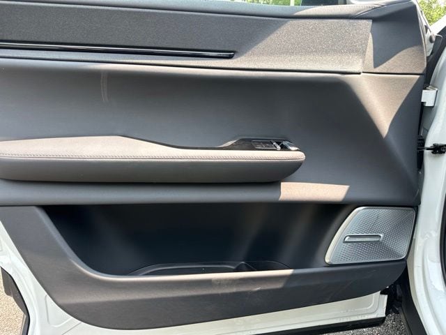 2025 Polestar 3 Performance - Photo 14