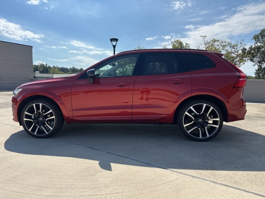 Certified 2025 Volvo XC60 B5 Ultra SUV