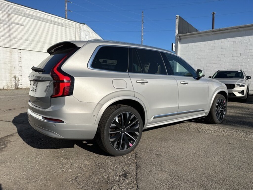 Certified 2025 Volvo XC90 B5 Plus SUV