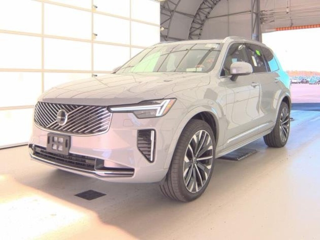 Certified 2025 Volvo XC90 B5 Plus SUV