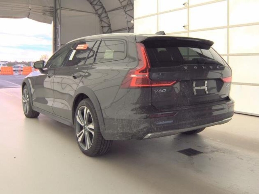 Certified 2025 Volvo V60 Cross Country B5 Plus Wagon
