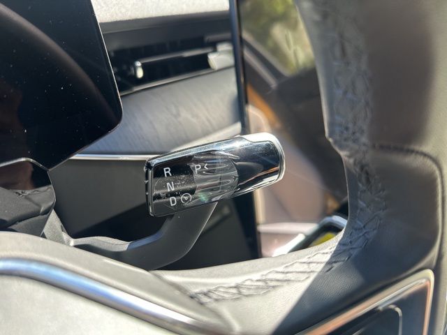 2025 Polestar 3 Performance - Photo 14