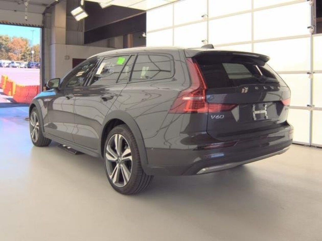 Certified 2025 Volvo V60 Cross Country B5 Plus Wagon