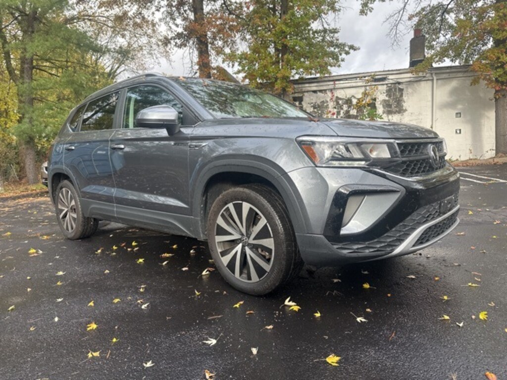 Used 2022 Volkswagen Taos 1.5T SE SUV