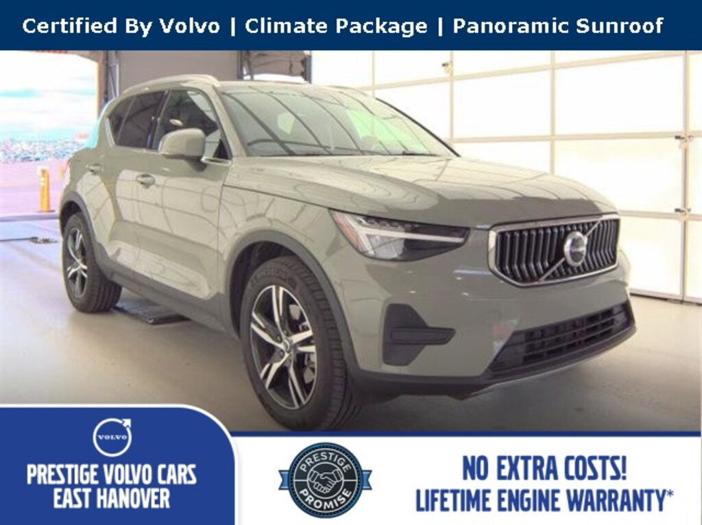 Certified 2025 Volvo XC40 B5 Core SUV