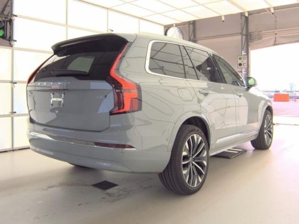 Certified 2025 Volvo XC90 B6 Plus 7-Seater SUV