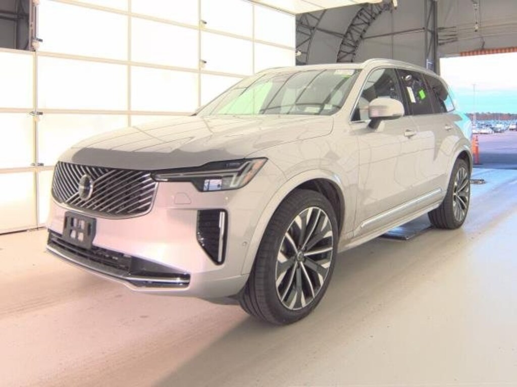 Certified 2025 Volvo XC90 B6 Plus 7-Seater SUV