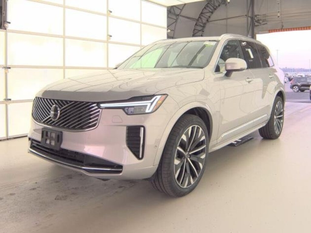 Certified 2025 Volvo XC90 B6 Plus 7-Seater SUV