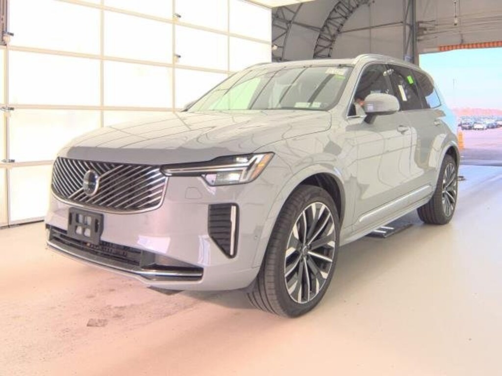 Certified 2025 Volvo XC90 B6 Plus 7-Seater SUV