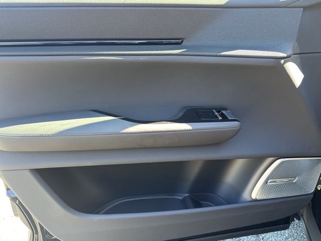 2025 Polestar 3 Performance - Photo 12