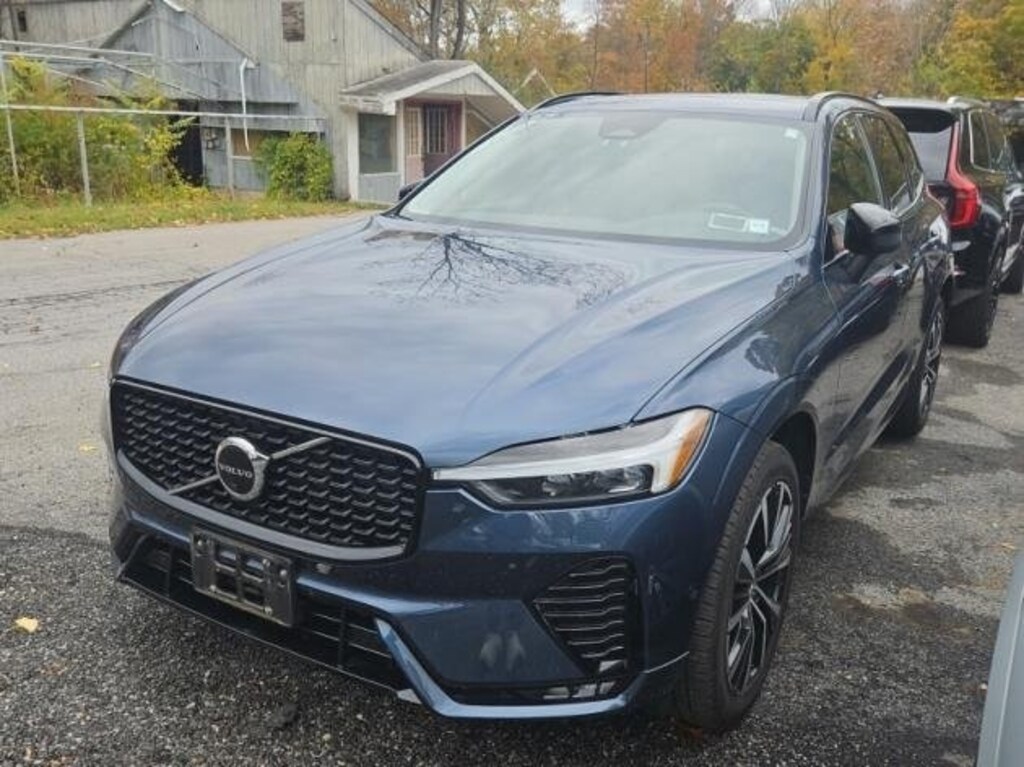 Certified 2023 Volvo XC60 B5 Plus Dark Theme SUV