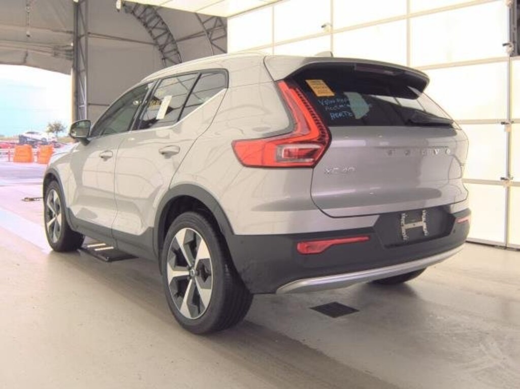 Certified 2025 Volvo XC40 B5 Plus Bright Theme SUV