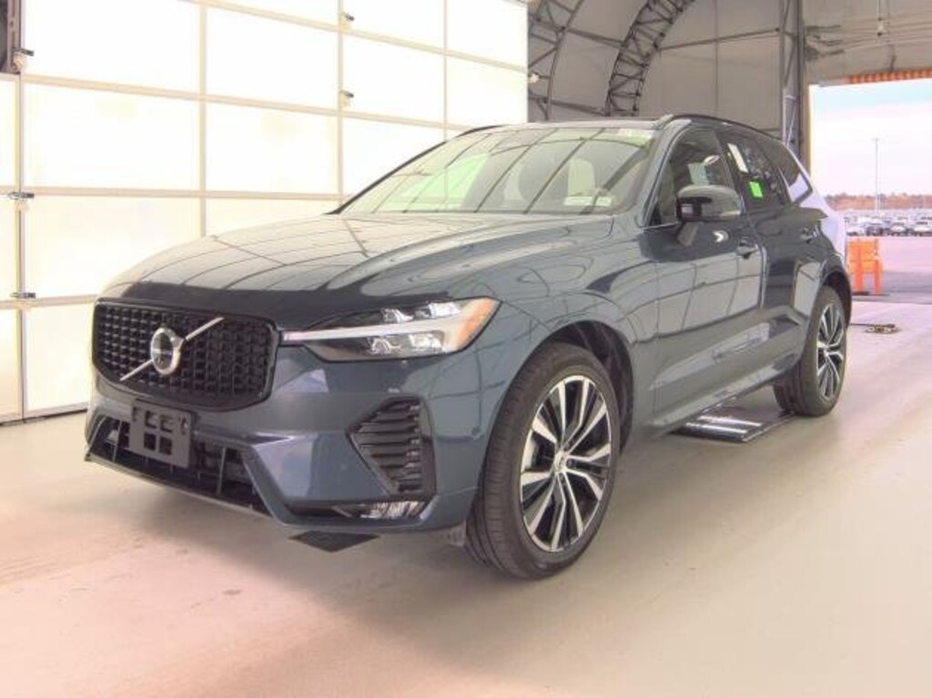 Certified 2025 Volvo XC60 B5 Plus SUV