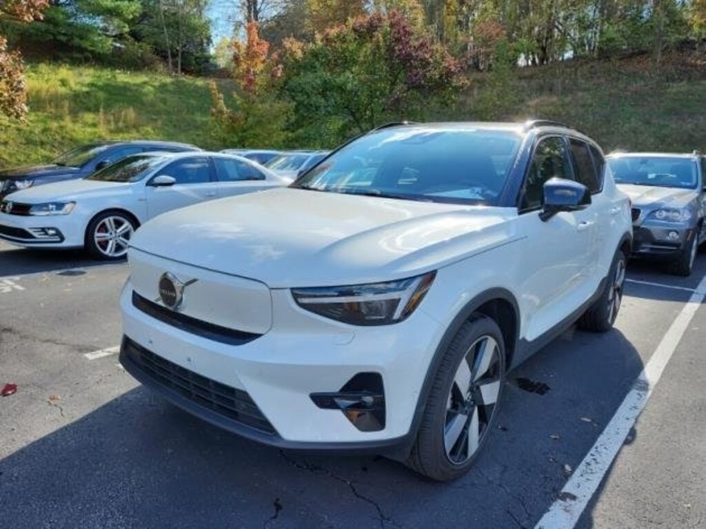 Certified 2023 Volvo XC40 Recharge Pure Electric Ultimate SUV