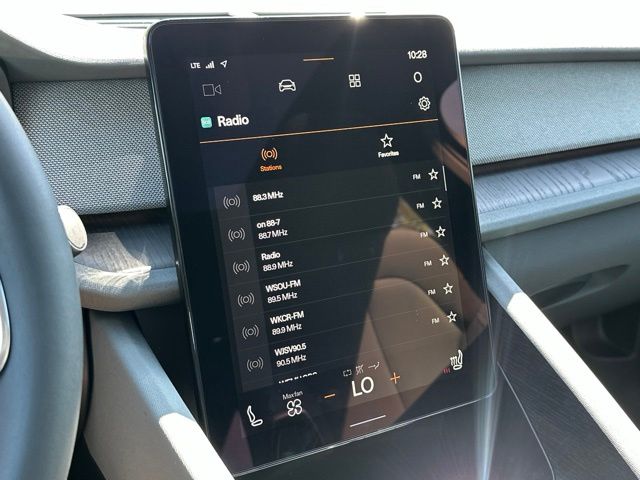 2024 Polestar 2 Plus - Photo 20