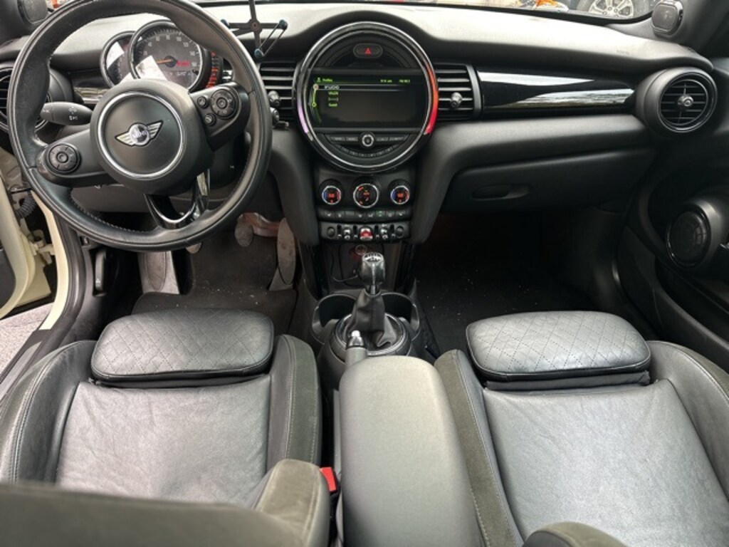 Used 2016 MINI Hardtop 2 Door Base Hatchback