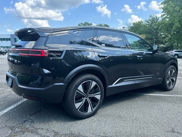2025 Polestar 3 - Photo 7