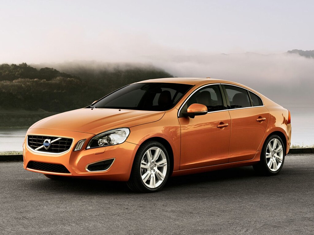 Used 2013 Volvo S60 T5 Sedan