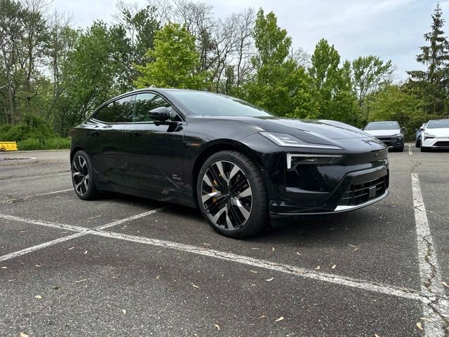 2026 Polestar 4 LRDM's photo