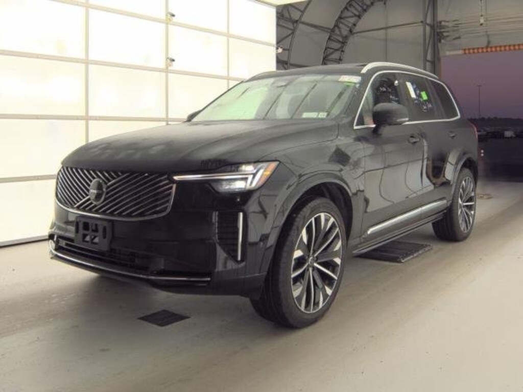 Certified 2025 Volvo XC90 B5 Plus SUV
