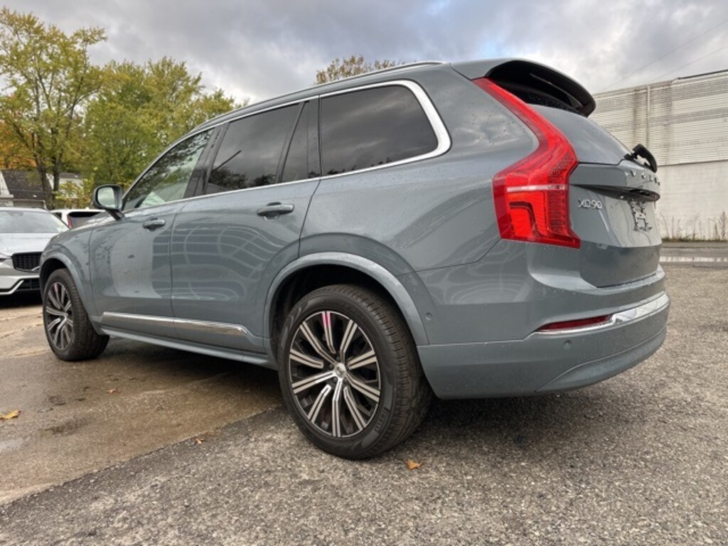 Certified 2023 Volvo XC90 B6 Plus 7-Seater SUV