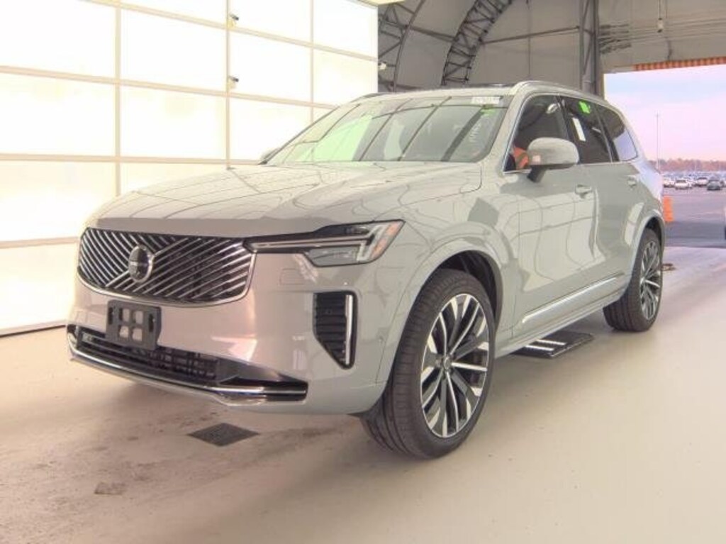 Certified 2025 Volvo XC90 B5 Plus SUV