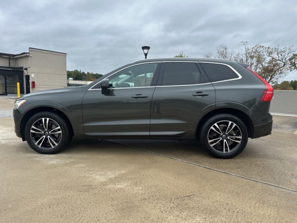 Used 2018 Volvo XC60 T6 Momentum SUV