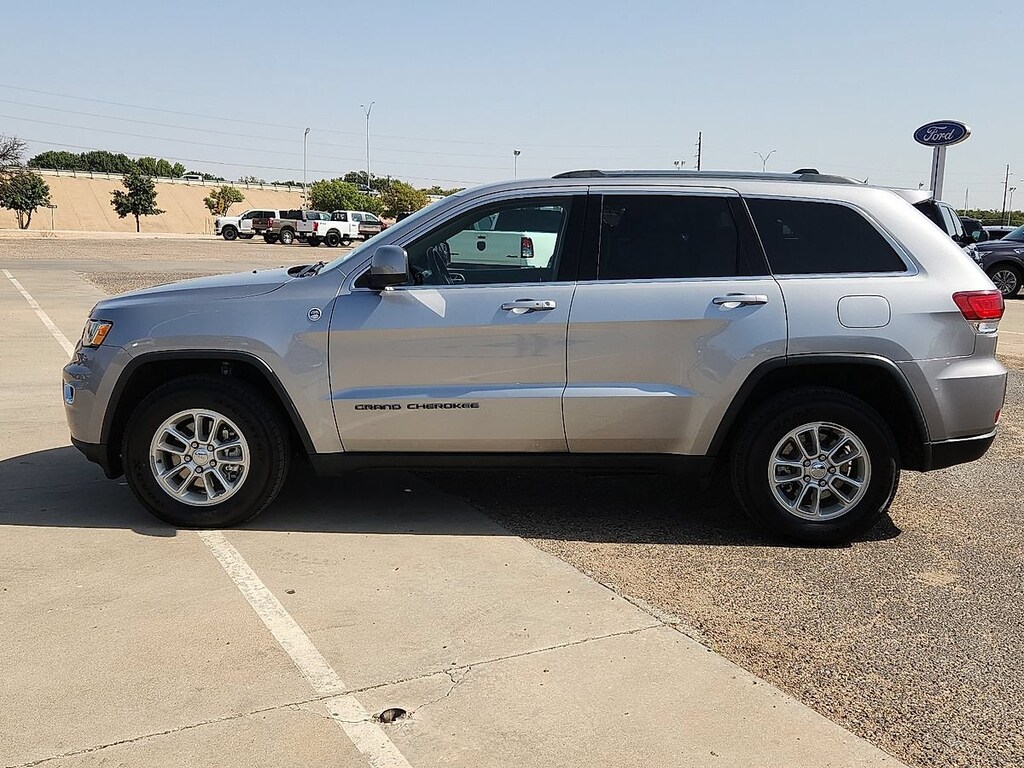Used 2020 Jeep Grand Cherokee Laredo SUV