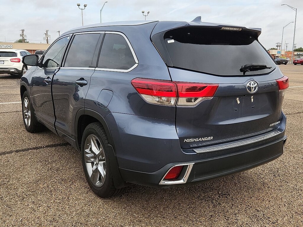 Used 2019 Toyota Highlander Limited Platinum V6 SUV