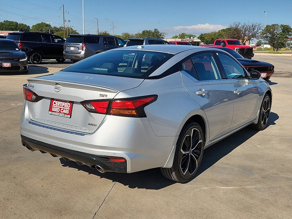 Used 2023 Nissan Altima 2.5 SR Sedan
