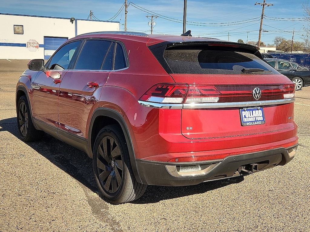 Used 2024 Volkswagen Atlas Cross Sport 2.0T SE w/Technology SUV