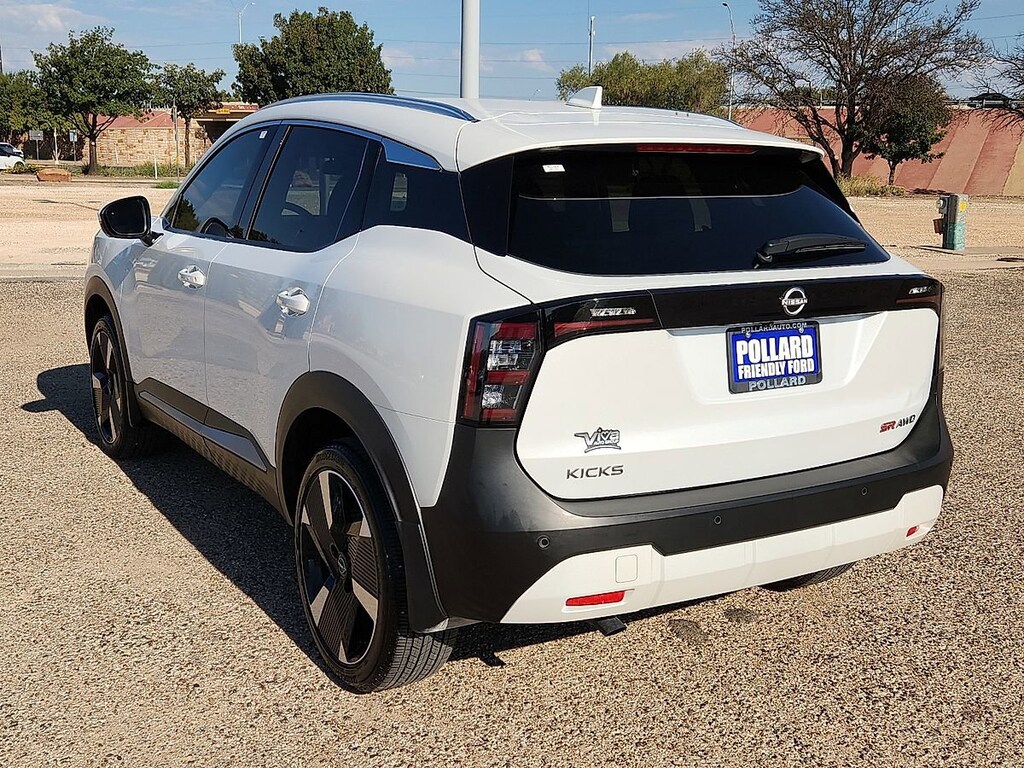 Used 2025 Nissan Kicks SR SUV