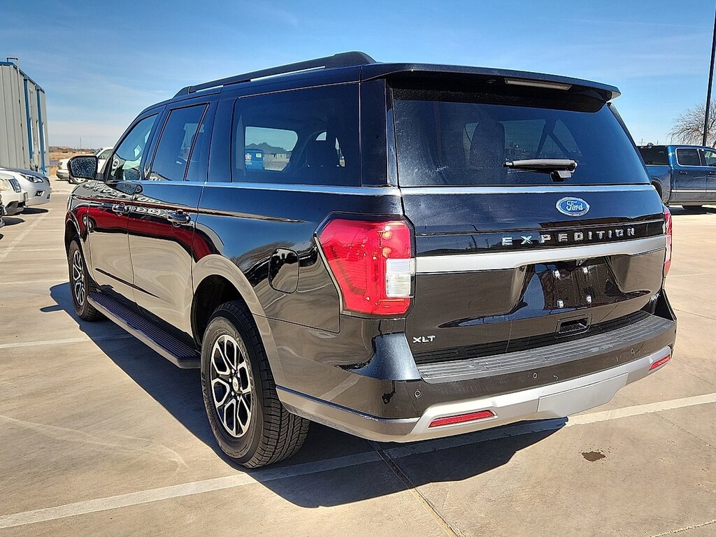 Used 2024 Ford Expedition Max XLT SUV