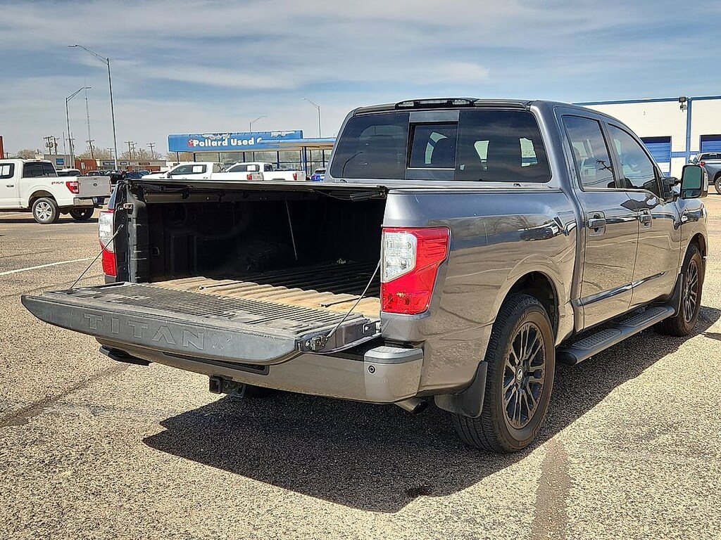 Used 2019 Nissan Titan SL Truck Crew Cab