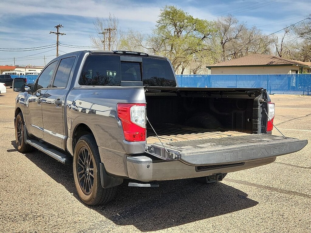 Used 2019 Nissan Titan SL Truck Crew Cab