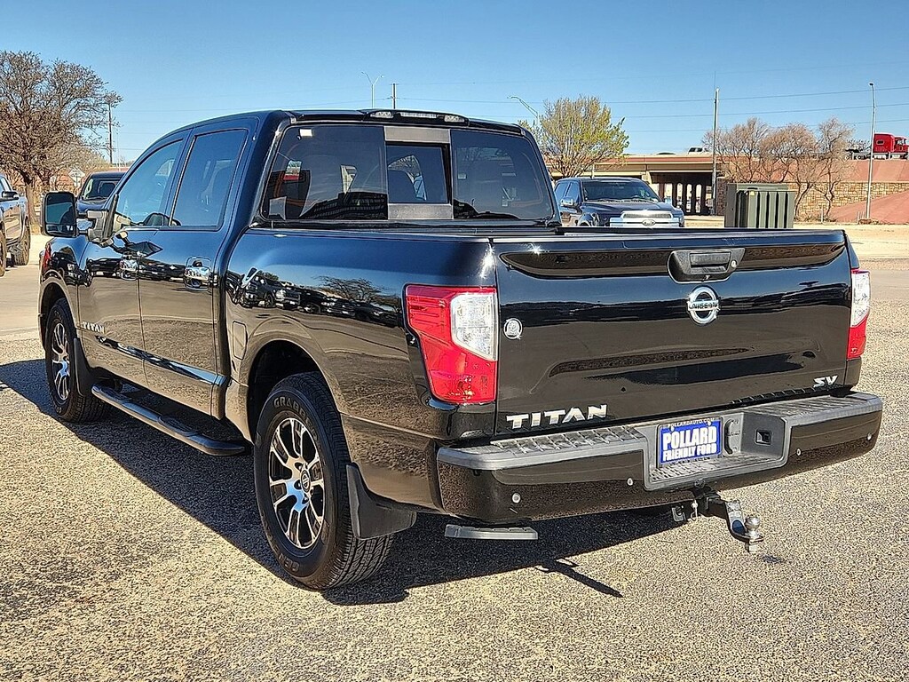 Used 2021 Nissan Titan SV Truck Crew Cab
