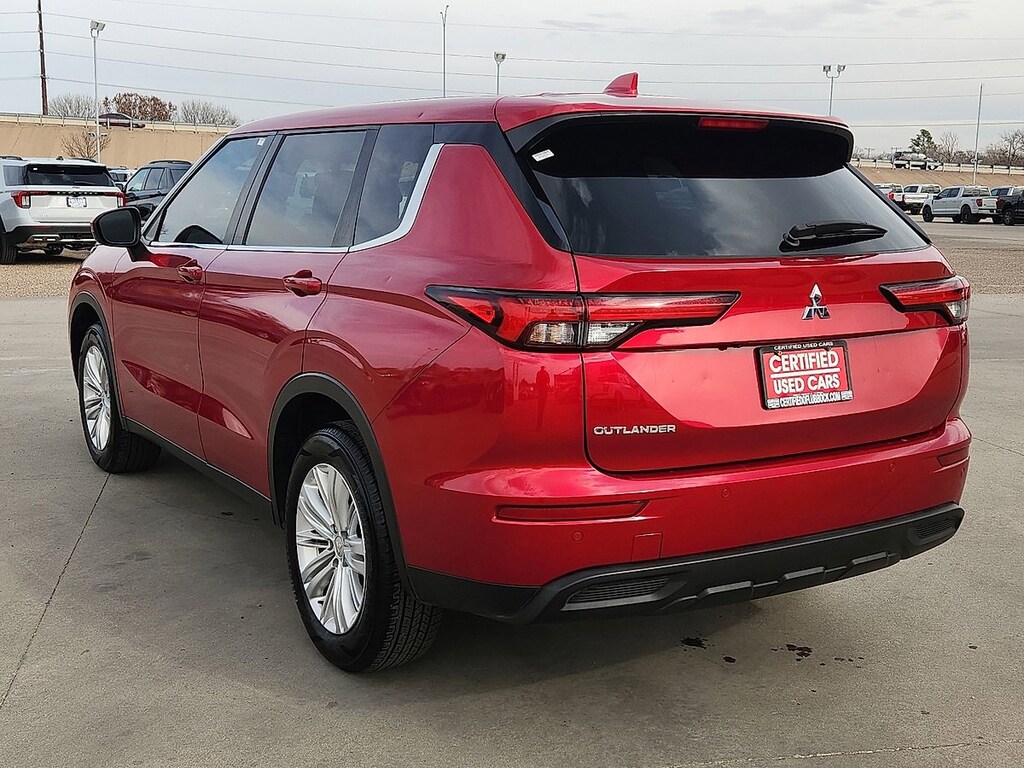 Used 2023 Mitsubishi Outlander ES SUV