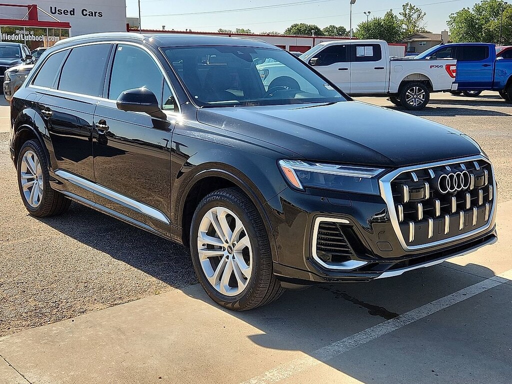 Used 2025 Audi Q7 55 Premium SUV