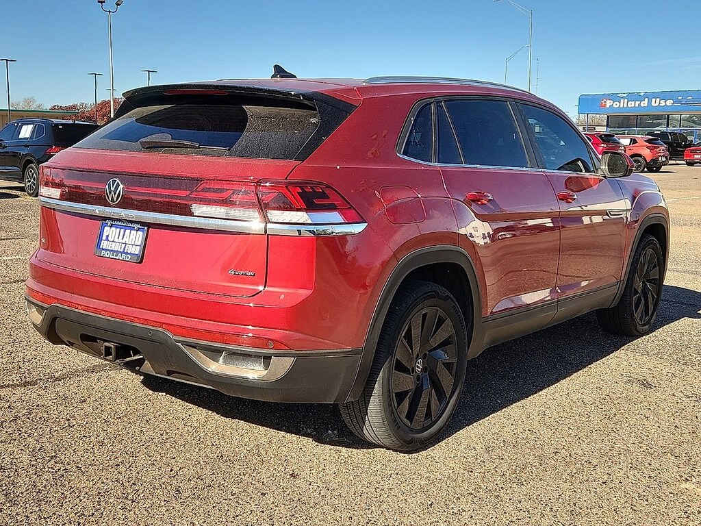 Used 2024 Volkswagen Atlas Cross Sport 2.0T SE w/Technology SUV