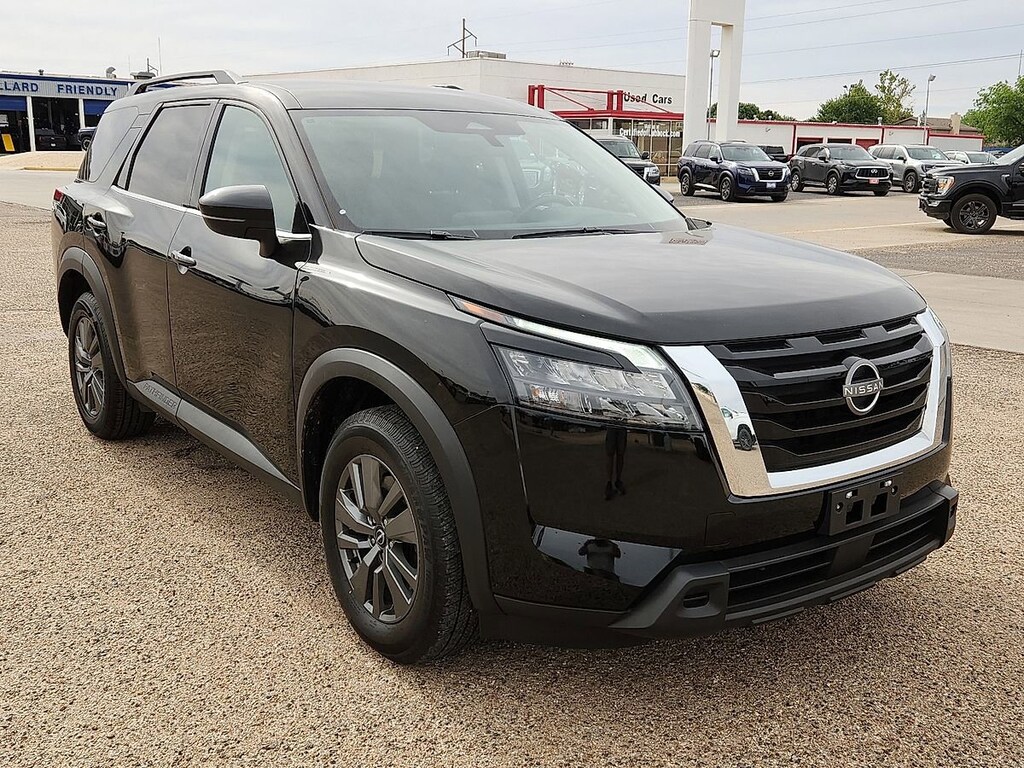 Used 2024 Nissan Pathfinder SV SUV
