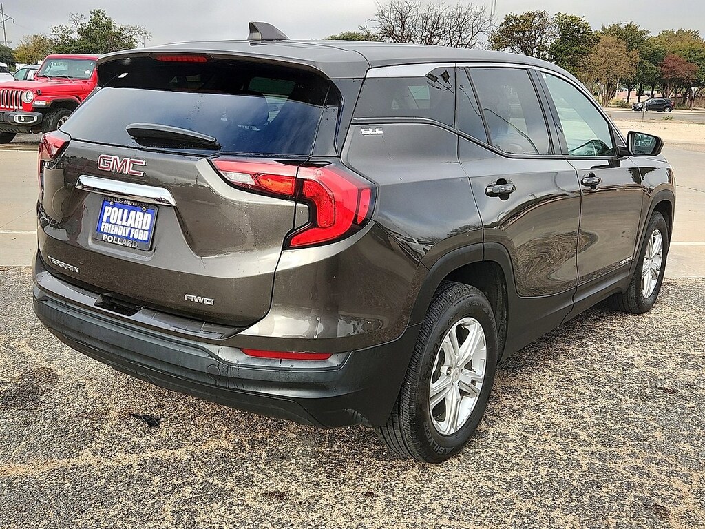 Used 2020 GMC Terrain SLE SUV