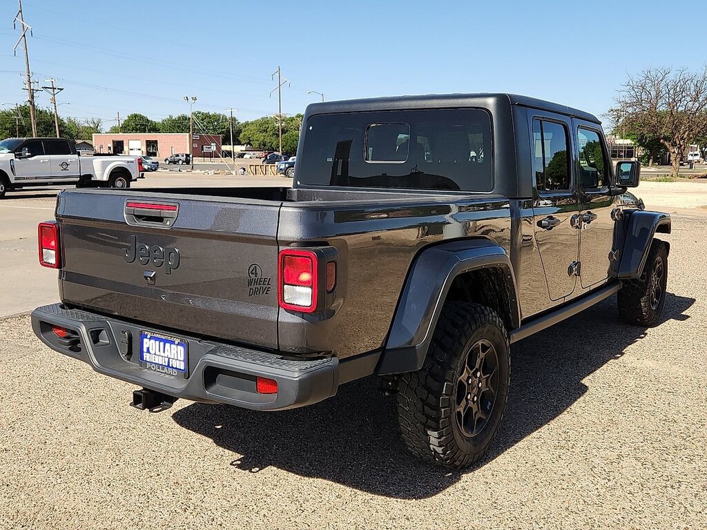 Used 2023 Jeep Gladiator Sport Truck Crew Cab