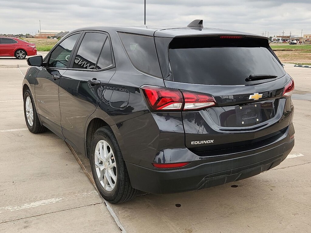 Used 2022 Chevrolet Equinox LS w/1LS SUV