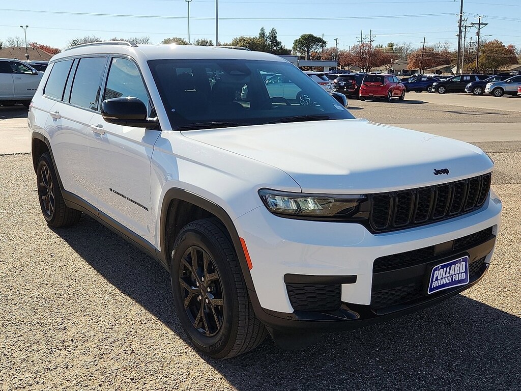 Used 2024 Jeep Grand Cherokee L Laredo SUV