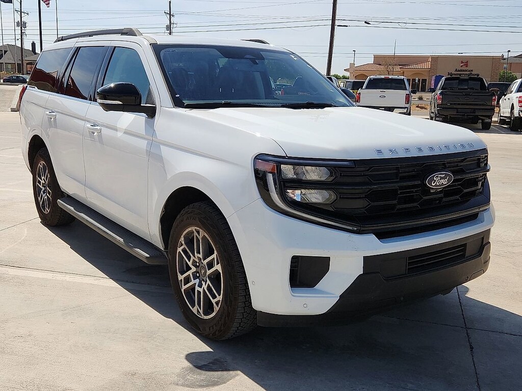 Used 2025 Ford Expedition Active SUV