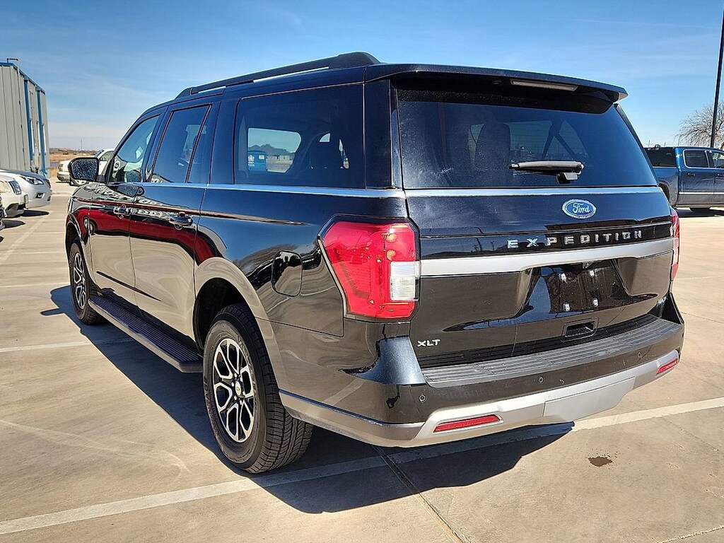 Used 2024 Ford Expedition Max XLT SUV
