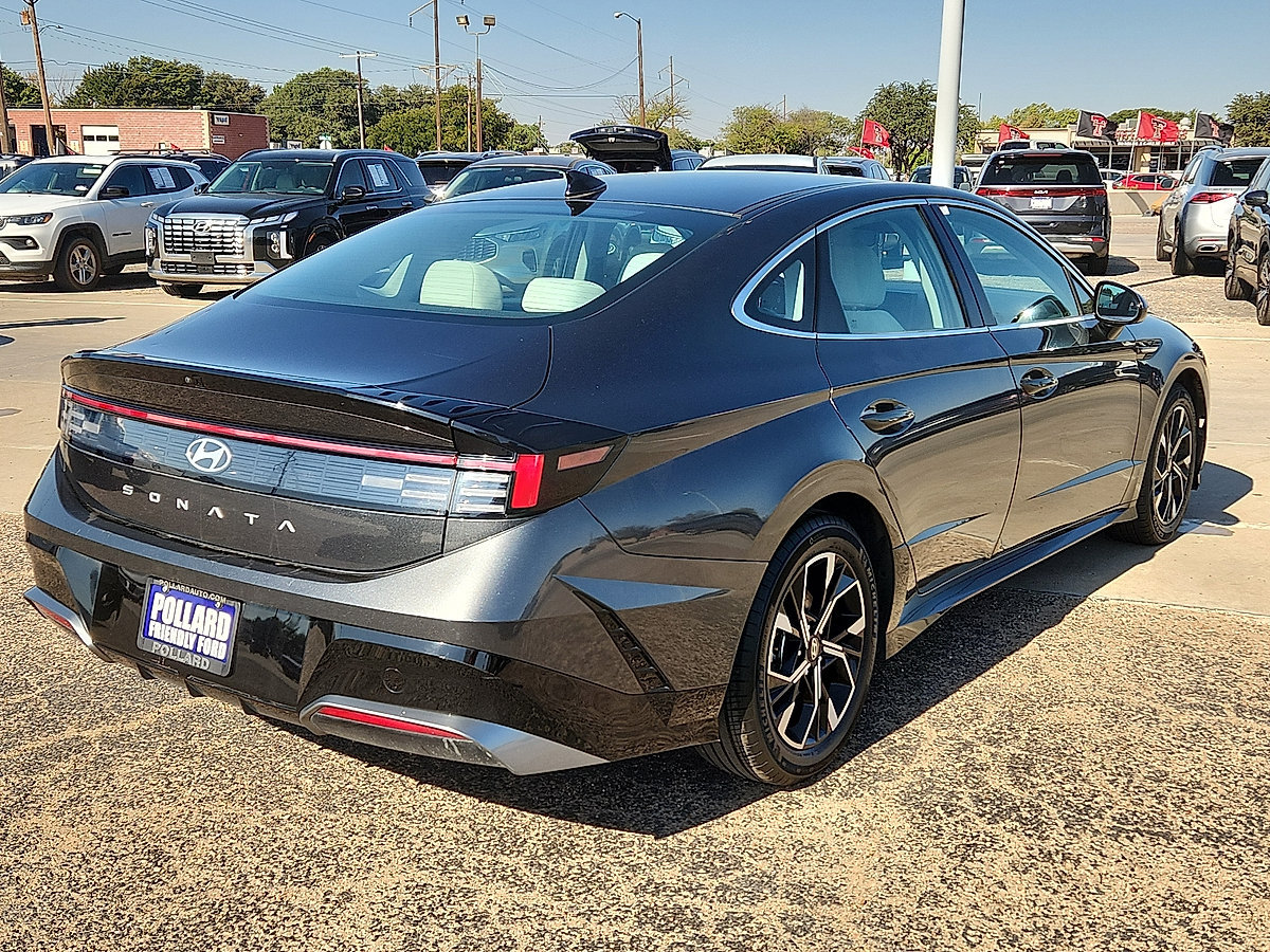 Certified 2025 Hyundai Sonata SEL Sedan
