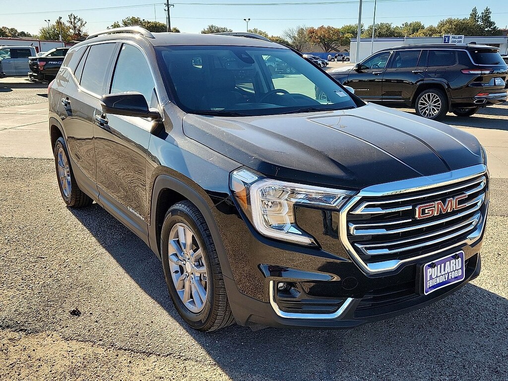 Used 2024 GMC Terrain SLT SUV